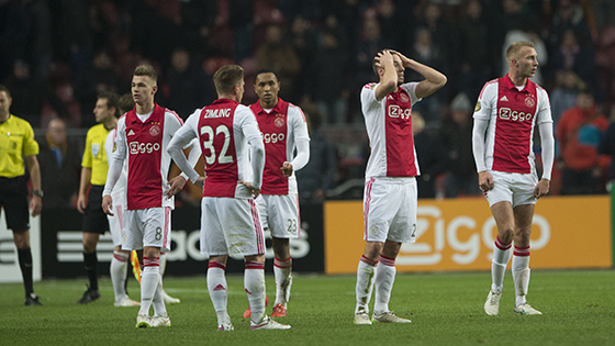 与沟通机构 与沟通机构