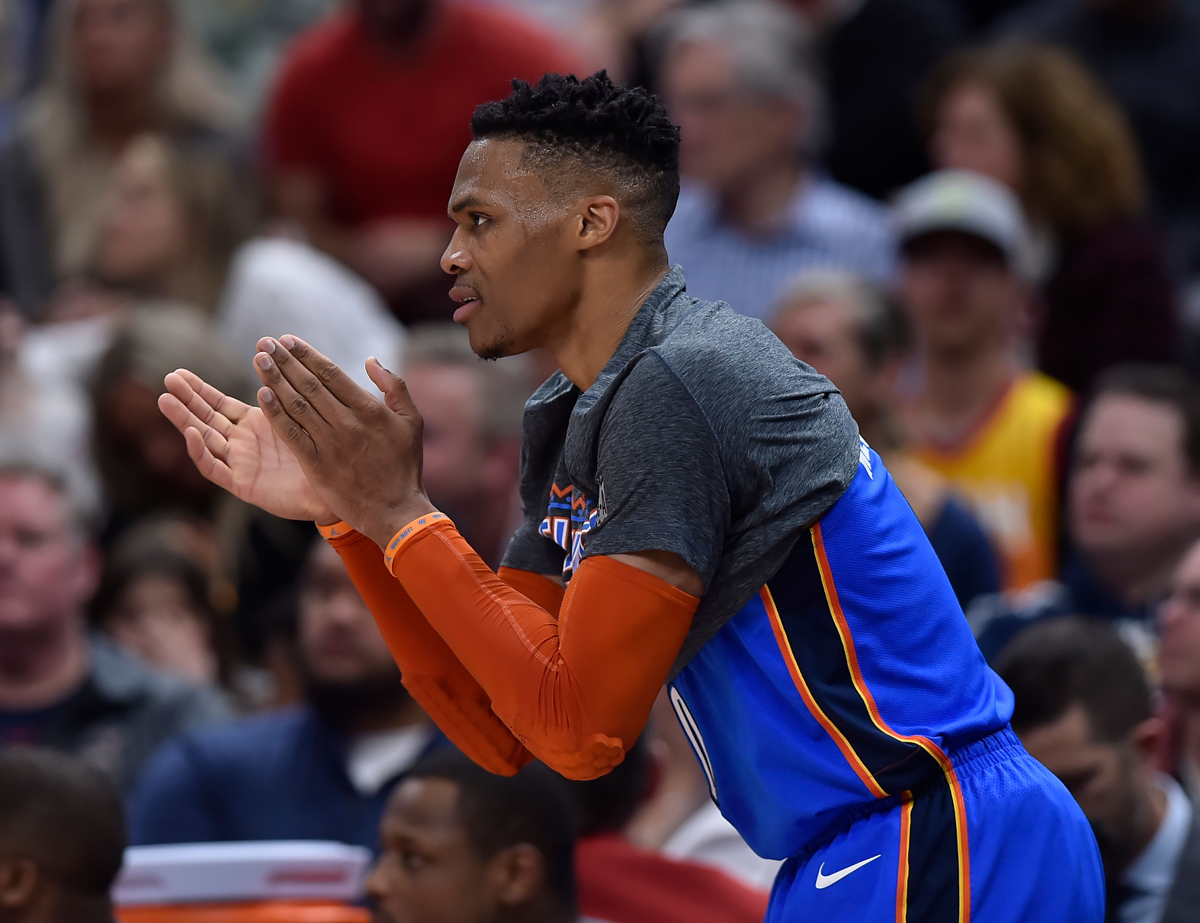 定的中外线 定的中外线